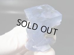 画像1: ヤオガンシャン産ラグーンブルーフローライト原石（レインボー入り） 43.0g