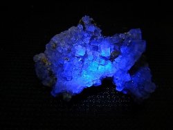 画像2: ナミビア・エロンゴ産フローライト＆モスコバイト原石 12.4g