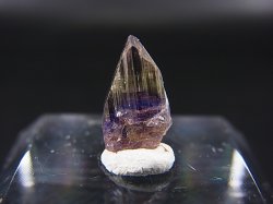 画像1: ジェムクオリティ：タンザナイト原石（バイカラー） 2.8カラット