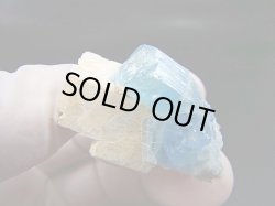 画像2: ベトナム・タインホア産アクアマリン付き微斜長石 11.4g