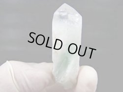 画像1: マダガスカル産フックサイトイン水晶ポイント（グリーンファントム） 20.3g