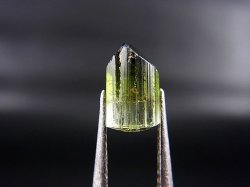 画像1: コンゴ産バイカラートルマリン原石（グリーン/カラーレス） 1.3カラット