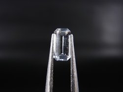 画像1: ミャンマー産フェナカイト・ルース 0.5カラット