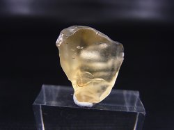 画像1: ジュエリー品質：リビアングラス原石 3.0g