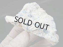 画像1: ベトナム・タインホア産宝石品質アクアマリン付きカオリナイト 131.2g