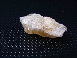 画像2: Hokkaidoite北海道然別湖産蛍光オパール原石 1.8g