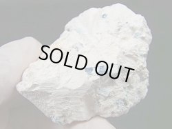 画像2: ベトナム・タインホア産宝石品質アクアマリン付きカオリナイト 48.8g