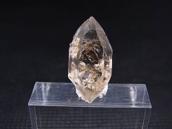 画像2: パキスタン・クエッタ産蛍光オイル入りＤＴ水晶 2.1g