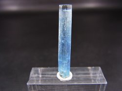 画像1: ジェムグレード宝石需要品質：ベトナム産アクアマリン柱状結晶原石 4.3カラット