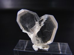 画像1: 奈留島産日本式双晶（ハート型） 2.0g