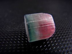画像2: アフガニスタン産バイカラートルマリン結晶原石（ウォーターメロンカラー） 12.8カラット