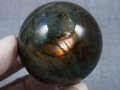 マダガスカル産ラブラドライトSA丸玉 50mm
