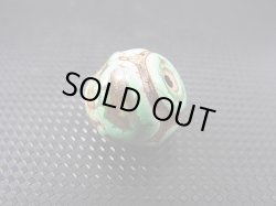 画像1: ヴィンテージ：「雪域天珠：老緑色亀甲」西蔵（チベット）天珠 直径約15×13mm