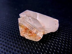 画像2: ベトナム・タインホア産スモーキー水晶＆トパーズ共生 6.5g