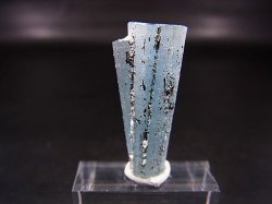 画像2: ベトナム産連晶結束型アクアマリン原石（ブラックトルマリン付き） 3.2g