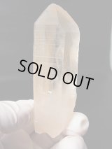 マダガスカル産天然シトリンカラー水晶 85.9g