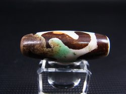 画像2: ヴィンテージ：「雪域天珠：老緑色金銭鉤」西蔵（チベット）天珠 直径約13.5×37.5mm