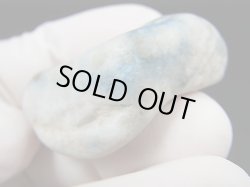 画像2: 糸魚川入りコン沢産青ひすい原石 21.8g