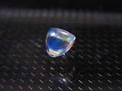 画像2: レアカラー：ピンク/オレンジ/ブルーシラームーンストーン（ラブラドライト）・ルース 0.8カラット