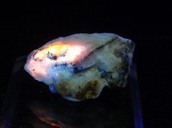 画像2: ツグツパイト（タグトゥパイト）原石 4.9g