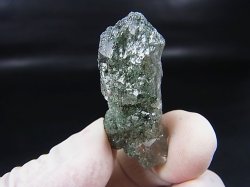 画像1: インド・マニハール産クリア水晶（インターフェレンス/クローライト入り） 10.2g