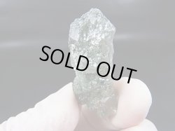 画像1: インド・マニハール産クリア水晶（インターフェレンス/クローライト入り） 10.2g