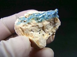 画像2: ベトナム・タインホア産宝石品質アクアマリン付きカオリナイト 27.4g