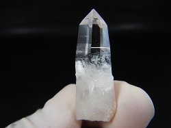 画像2: 山梨県乙女鉱山産ウォータークリア水晶ポイント 7.2g