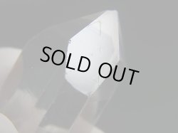 画像2: ベトナム・Bac Kan省産クリア水晶ポイント（レコードキーパー付き） 27.5g