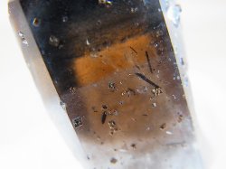 画像2: マラウイ・ムランジェ産クリアスモーキー水晶（エジリン入り） 15.4g