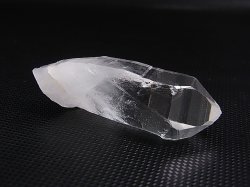 画像1: ベトナム・Bac Kan省産クリア水晶ポイント（レコードキーパー付き） 45.2g