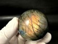 マダガスカル産ラブラドライトSA丸玉（ブルー/オレンジ） 52mm