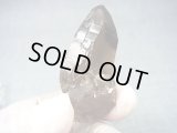 マラウイ・ムランジェ産クリアスモーキー水晶（セプター） 22.9g