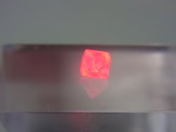 画像2: ミャンマー・モゴック産宝石質ピンクスピネル結晶（双晶） 0.8カラット