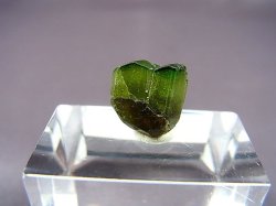 画像1: ベトナムMinh Tien産グリーントルマリン結晶原石 4.1カラット