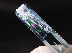 画像1: ジェムグレード宝石需要品質：ベトナム産アクアマリン柱状結晶原石（レインボー入り） 16.4カラット
