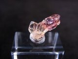 マダガスカル産ジャパニーズツイン（日本式双晶水晶/エレスチャル） 0.4g