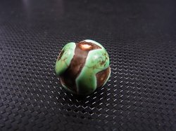 画像2: ヴィンテージ：「雪域天珠：老緑色虎牙」西蔵（チベット）天珠 直径約14×13mm