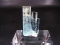 ベトナム産アクアマリン柱状結晶原石（連晶） 9.7カラット
