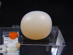 画像2: 和田玉（ホータンぎょく）「羊脂白玉」オリジナルビーズ 約15×13×12.5mm