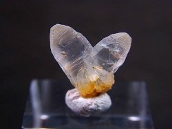 画像2: マダガスカル産ジャパニーズツイン（日本式双晶水晶/エレスチャル） 0.5g