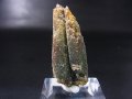 柿野鉱山産緑水晶（ヘデンベルガイト/緑閃石入りインターフェレンス型/連晶） 8.6g