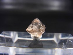 画像2: フランス・ロペルエ産ベータ型水晶（スモーキー） 0.4g