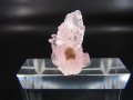 ブラジル産ローズクオーツ結晶（紅水晶）原石（フロゴパイト付き） 2.4g
