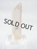 ノルウェー産ライトシトリンスモーキー水晶（付着・内包アナテース付き/透過あり） 11.0g