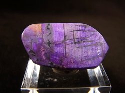 画像2: 南アフリカ・チュワニン鉱山産ピンクスギライト研磨原石 5.8g