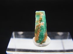 画像2: パキスタン・スワート産エメラルド原石 (柱状結晶) 3.5カラット