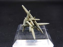画像2: ガネーシュヒマール・ラスワ産ニードルソリューション水晶 0.9g
