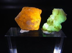 画像1: Hokkaidoite北海道然別湖産蛍光オパール原石 2点セット トータル 2.5g