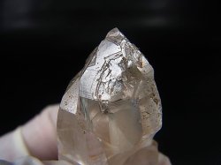 画像2: ガネーシュヒマール・ラパ産ウォータークリア水晶ポイント（マイカ付き） 29.0g